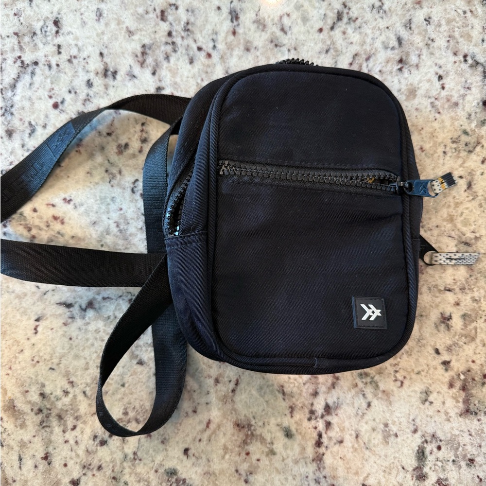 Thread Wallets Crossbody Bag